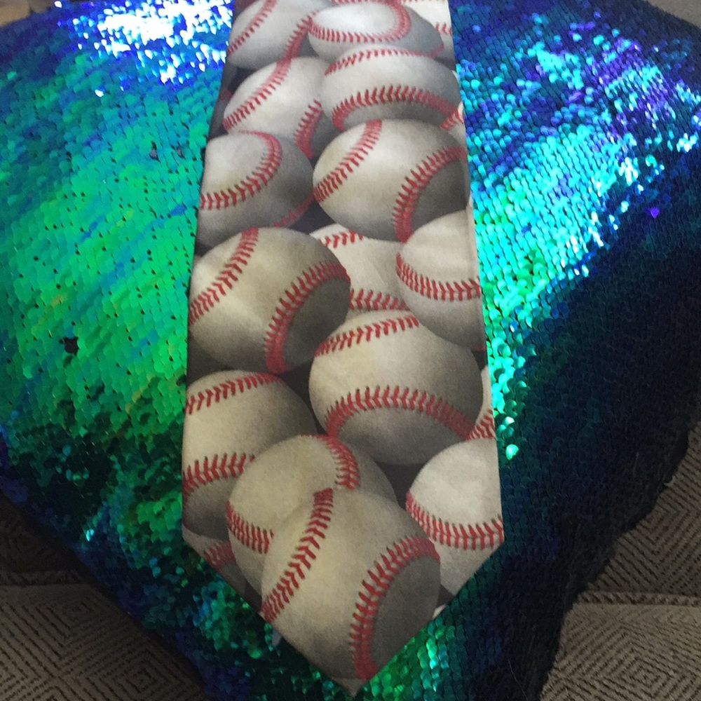 Ralph Marlin tie vintage collectible